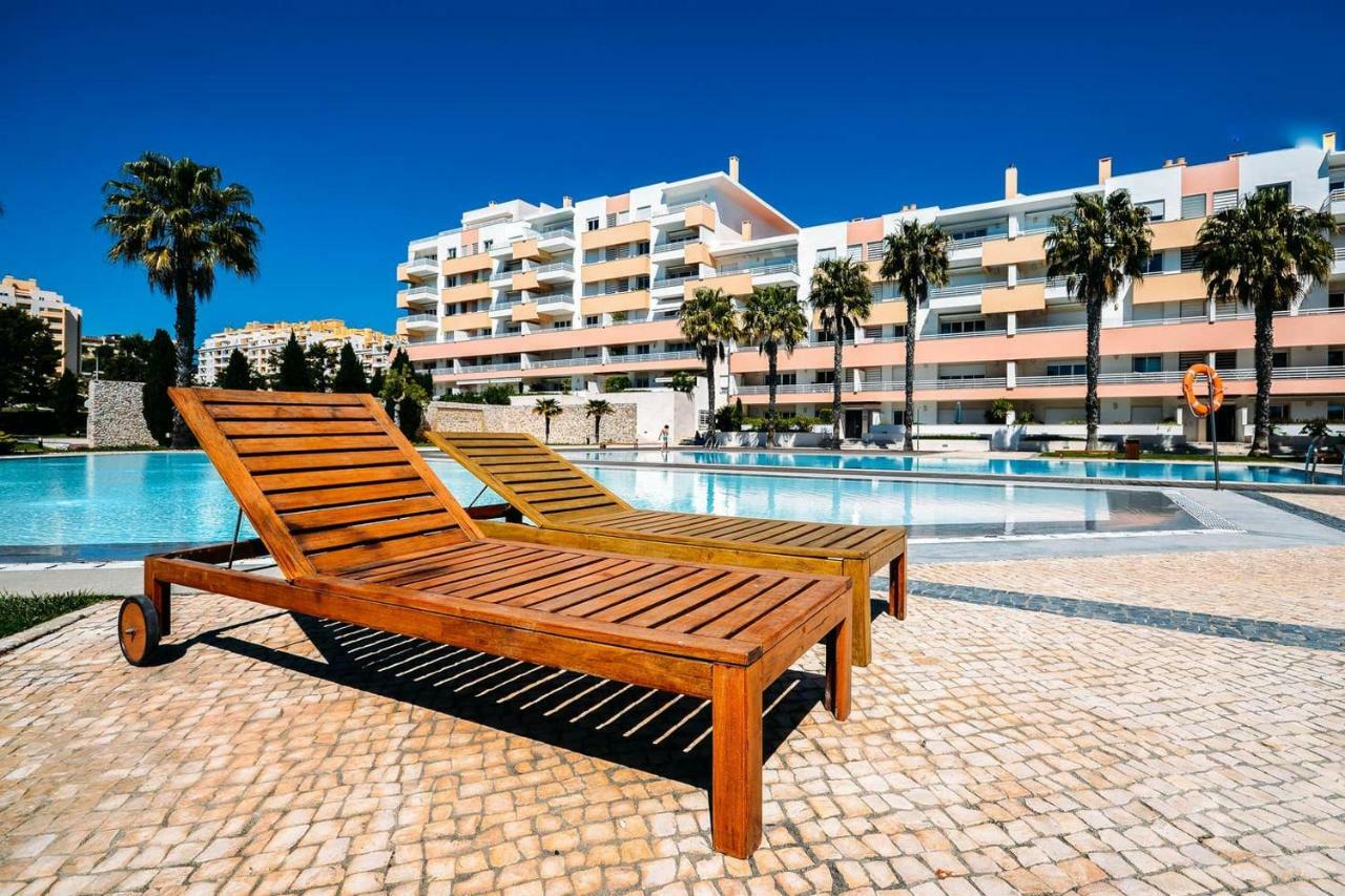 Fantastic Seaside Family Apartment With Pool Parede Exterior photo
