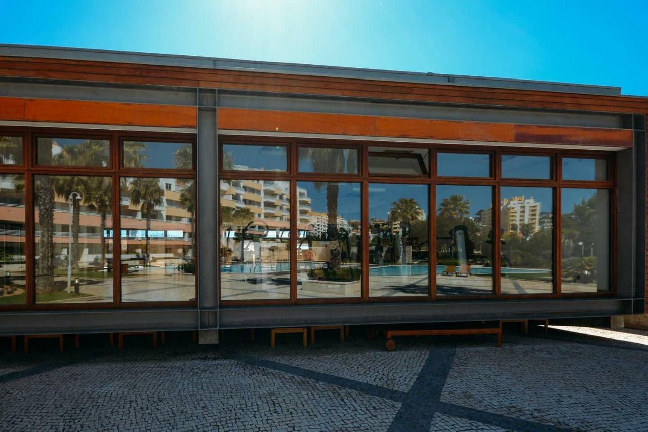 Fantastic Seaside Family Apartment With Pool Parede Exterior photo